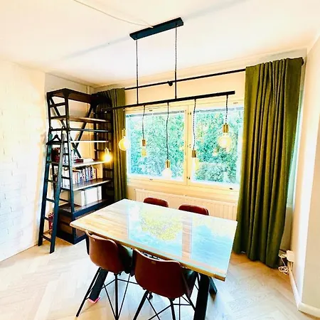 Beautiful In Ullanlinna Helsinki, Fully Furnished * Helsinki